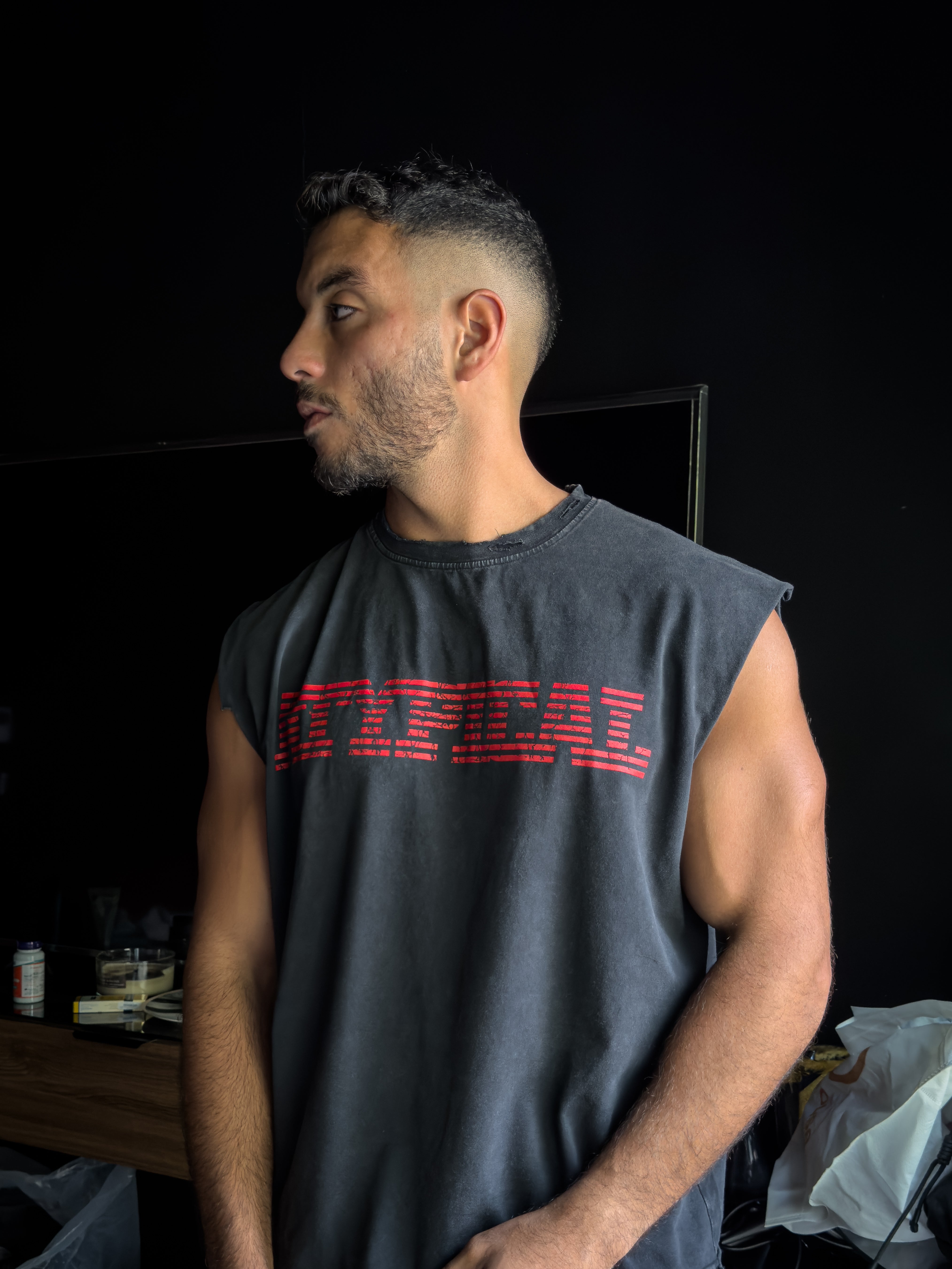 Cortado Neck Tank – Washed Negro